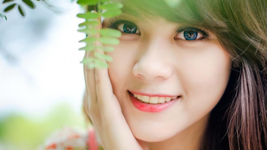 西宁机场回应摆渡车滞留事件：有航班准备滑行 不能组织旅客下车